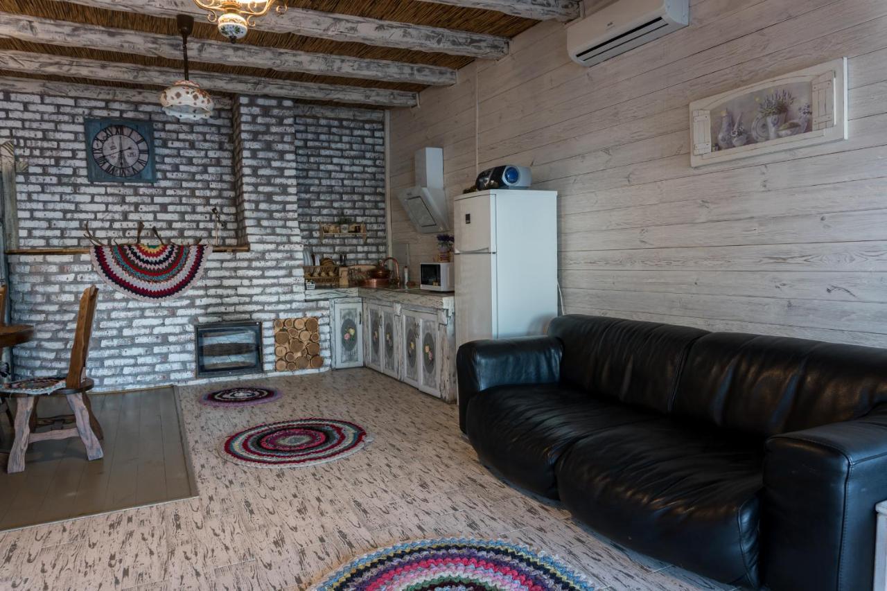 Chervona Kalyna Cottage Odessa Exterior foto