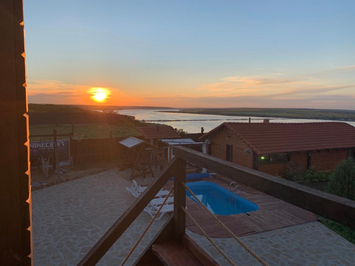 Chervona Kalyna Cottage Odessa Exterior foto