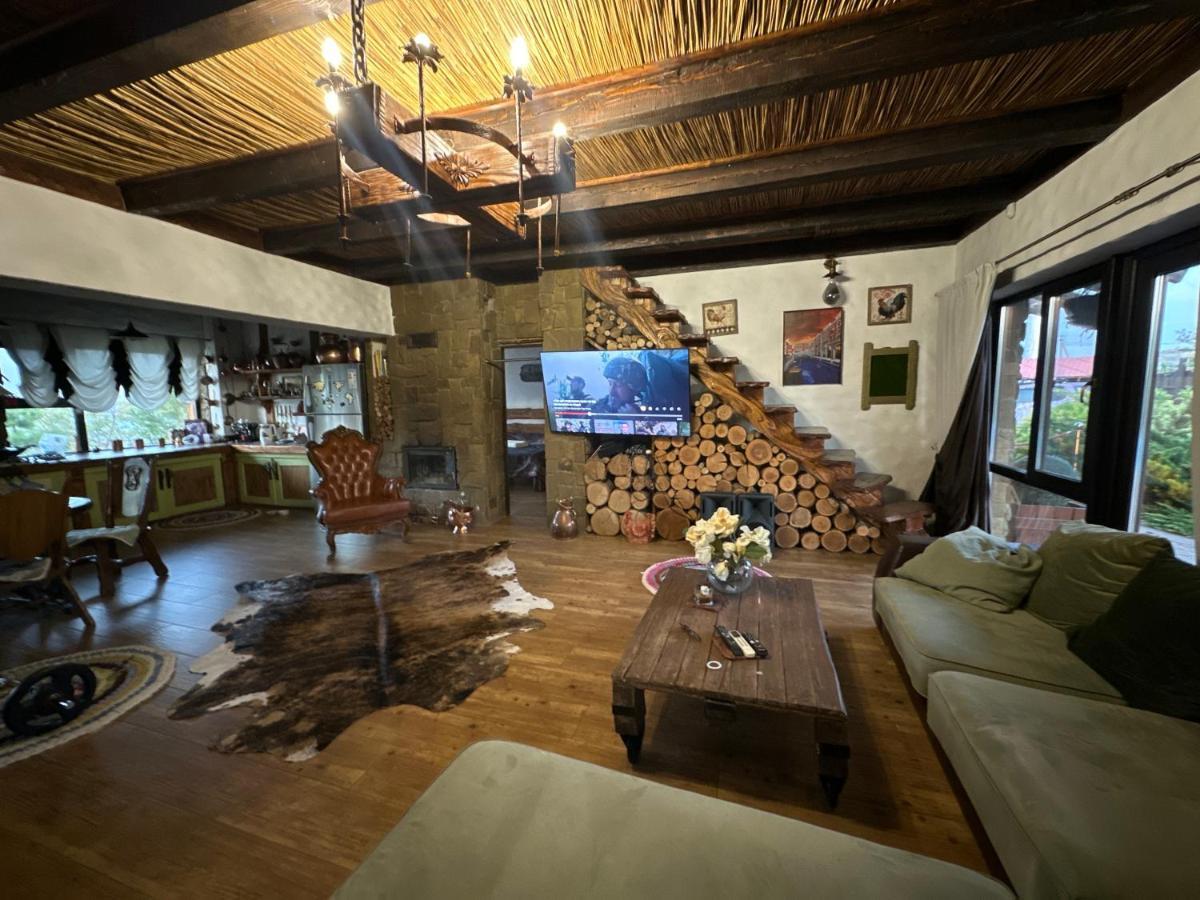 Chervona Kalyna Cottage Odessa Exterior foto